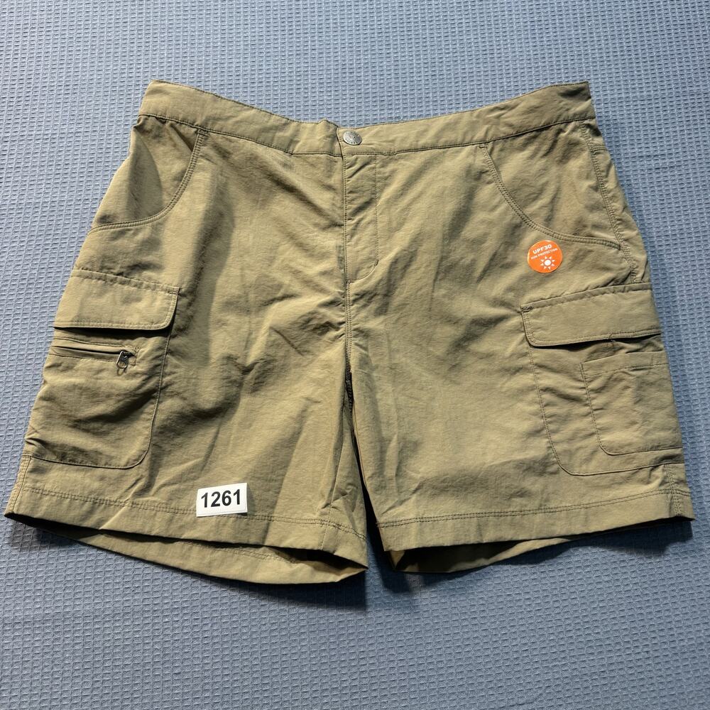 White Sierra Casual Shorts‎ Sz L Green Pre-Owned Excellent